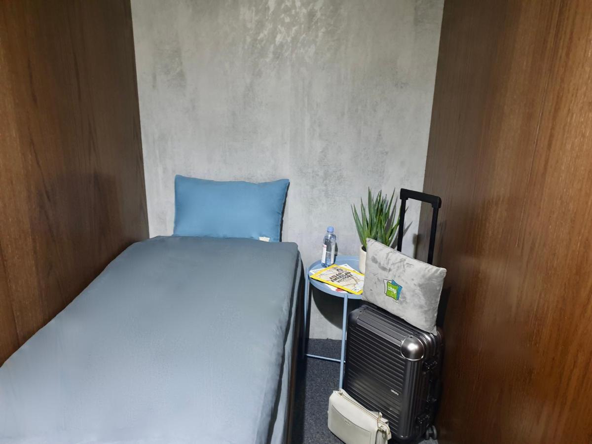 Hotel Sleep 'N Fly Sleep Lounge, D-Gates Terminal 1 - Transit Only Dubái Exterior foto