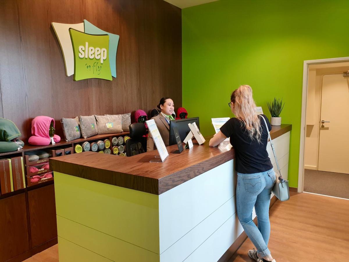 Hotel Sleep 'N Fly Sleep Lounge, D-Gates Terminal 1 - Transit Only Dubái Exterior foto