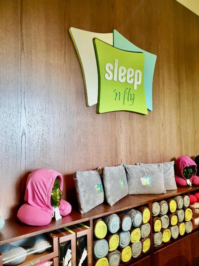 Hotel Sleep 'N Fly Sleep Lounge, D-Gates Terminal 1 - Transit Only Dubái Exterior foto